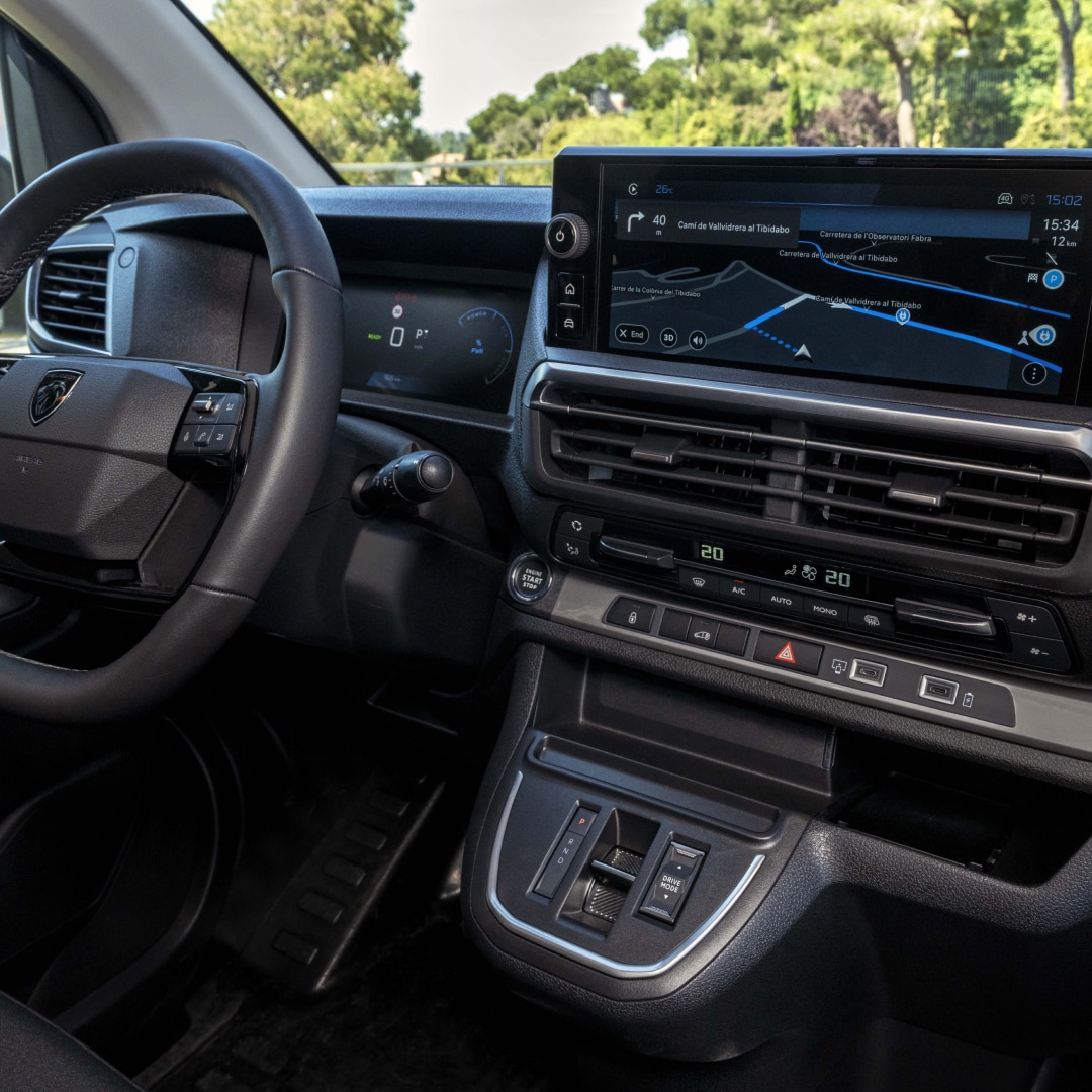 Ergonomisches Cockpit des PEUGEOT E-Expert