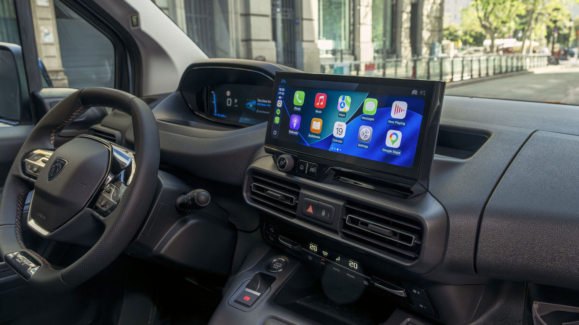 PEUGEOT E-Partner mit 10-Zoll-HD-Touchscreen-Infotainmentsystem und Mirror Link