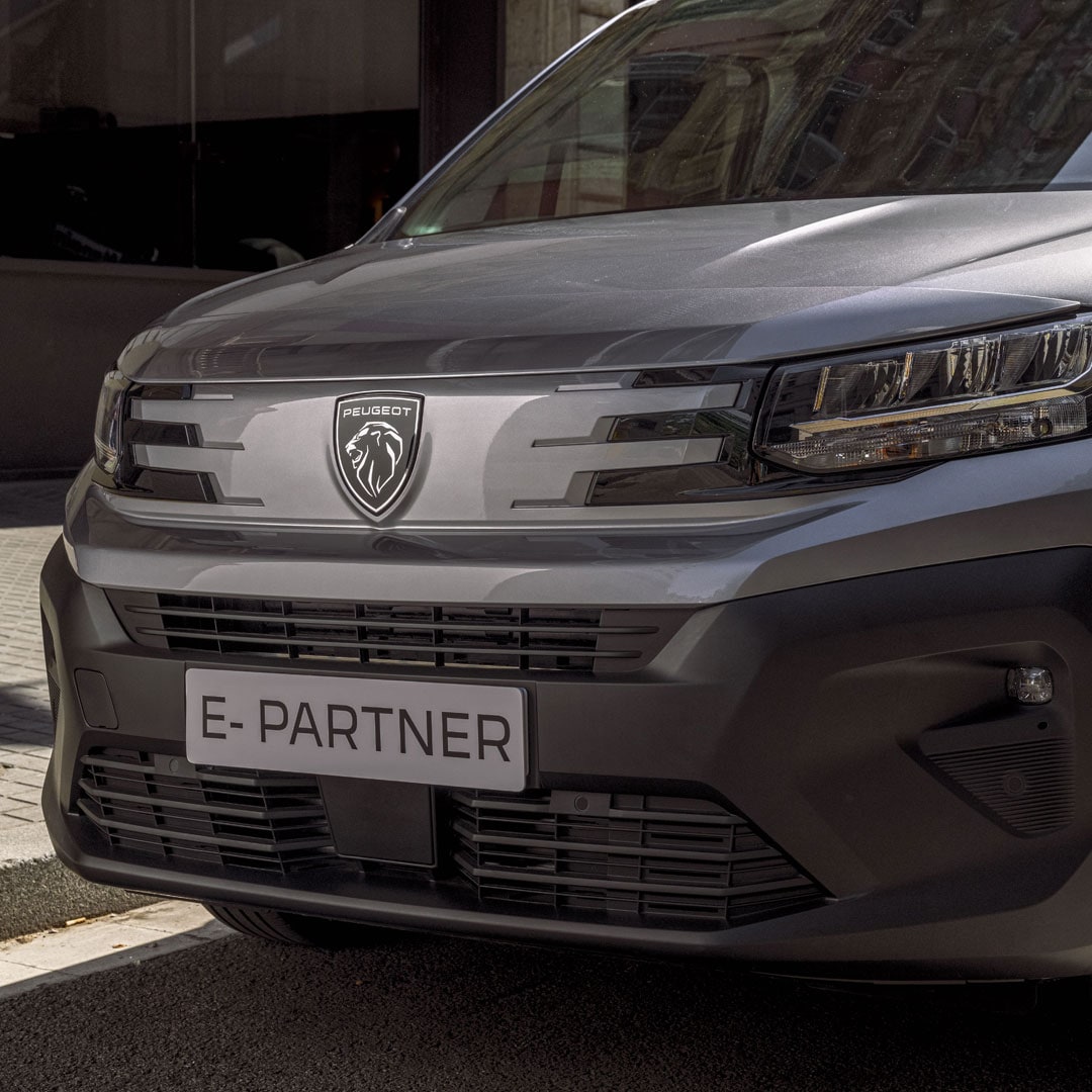 Frontansicht des PEUGEOT E-Partner