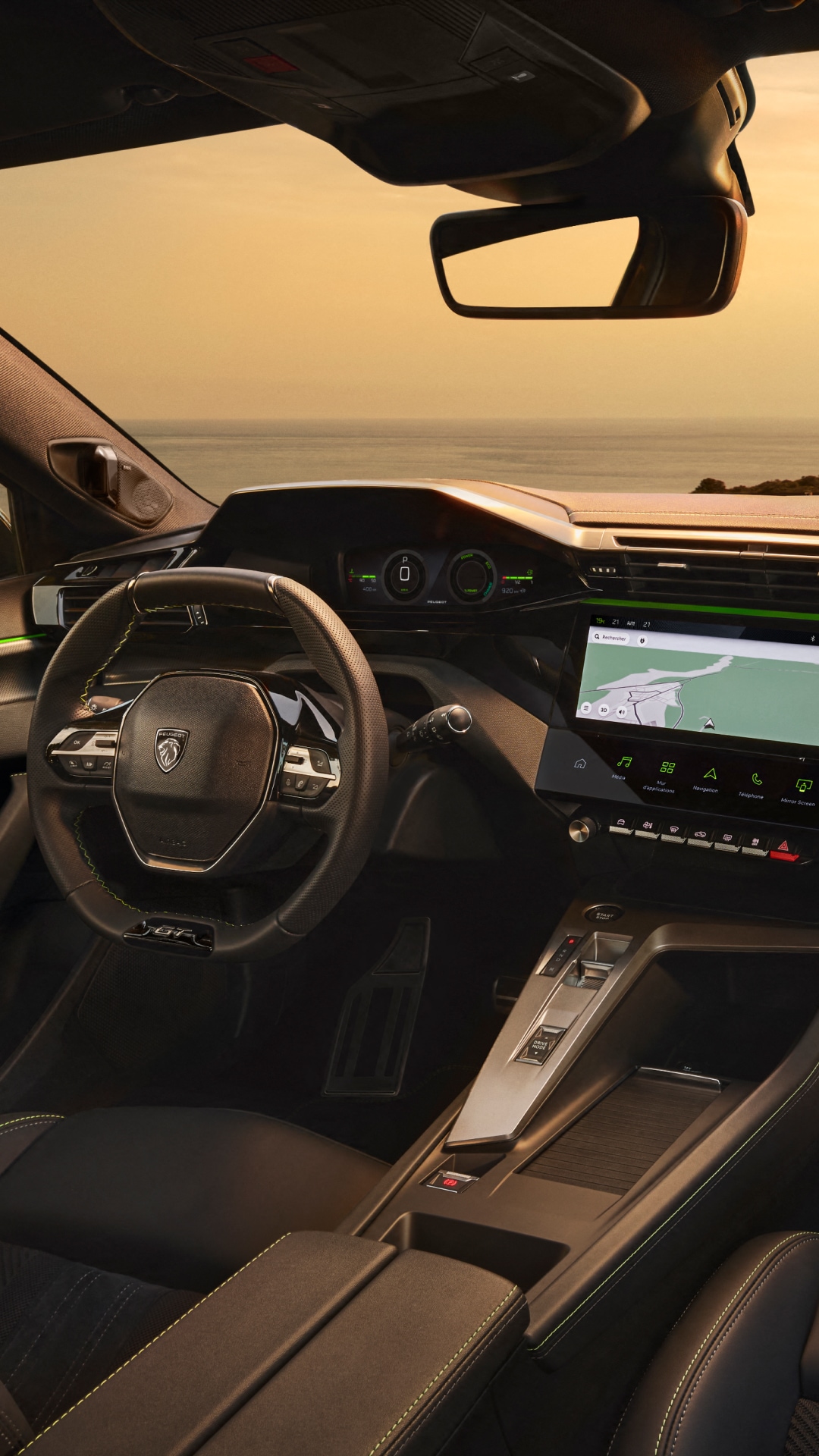 Neues PEUGEOT 408 Hybrid i-Cockpit